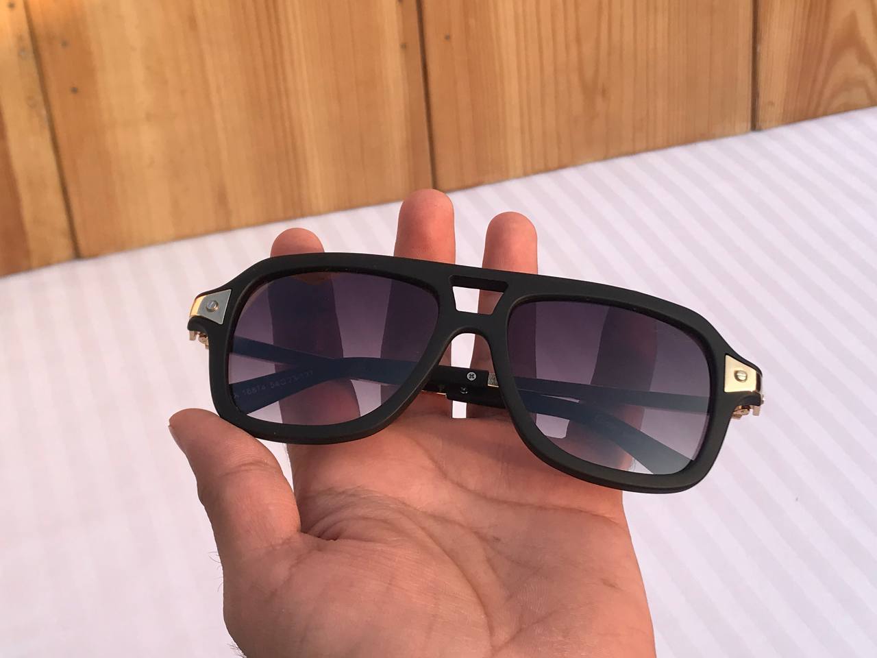 Acartiera X16874 Gold Shaded Black Matt