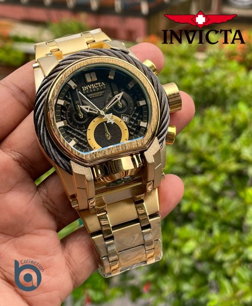 Ainvictaa Big Dial Gold Black Date Working  Quartz